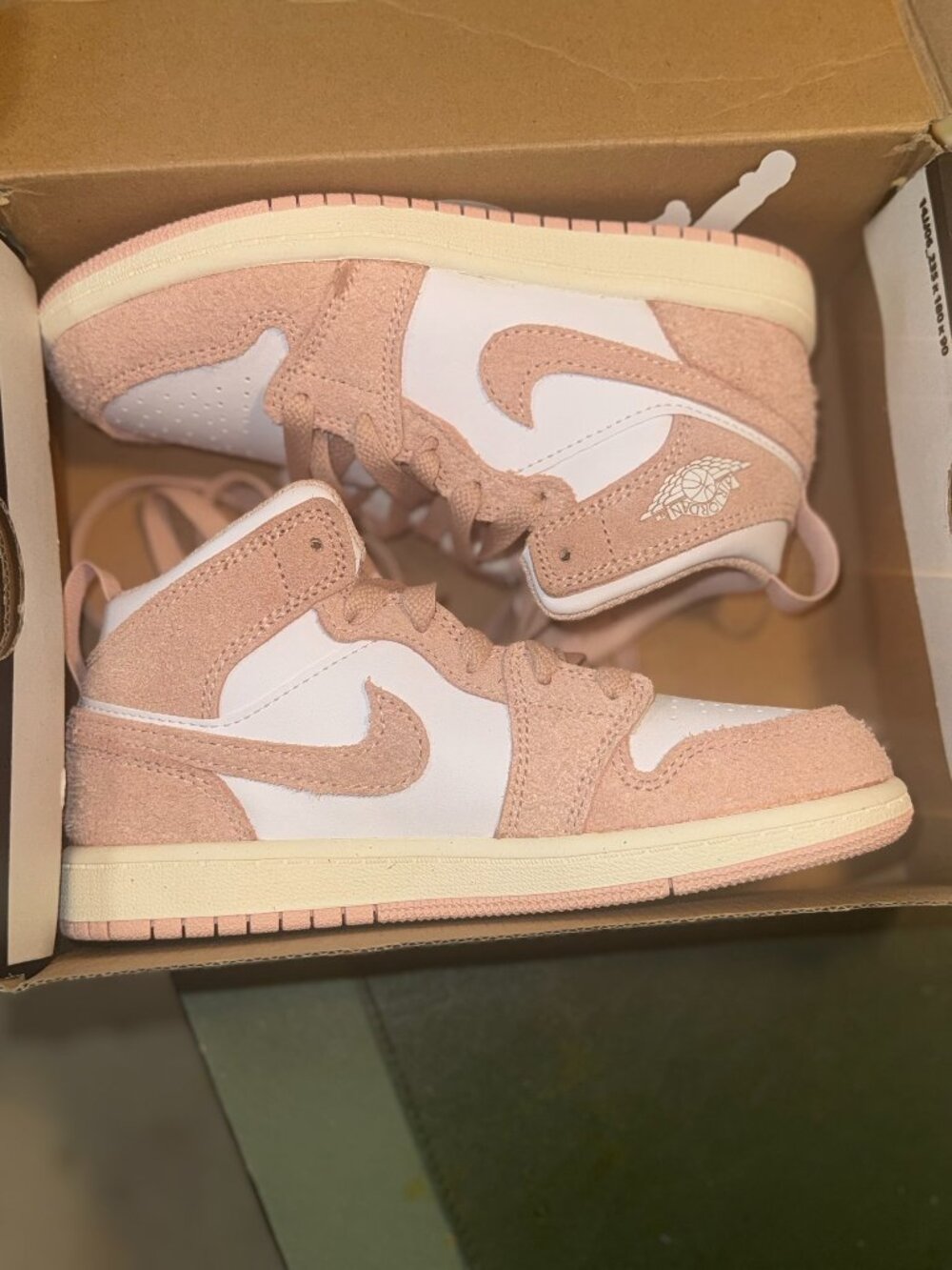 Kids Pink Jordan 1 Mis SE
